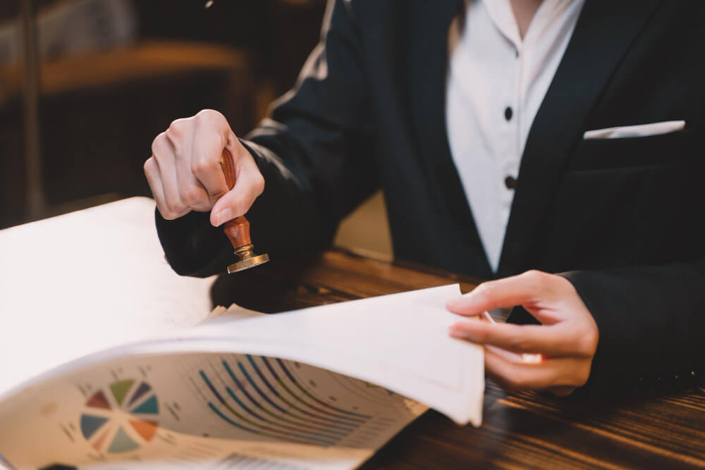 יצחק בוחניק עורך דין סימן מסחר וליווי משפטי למותגים